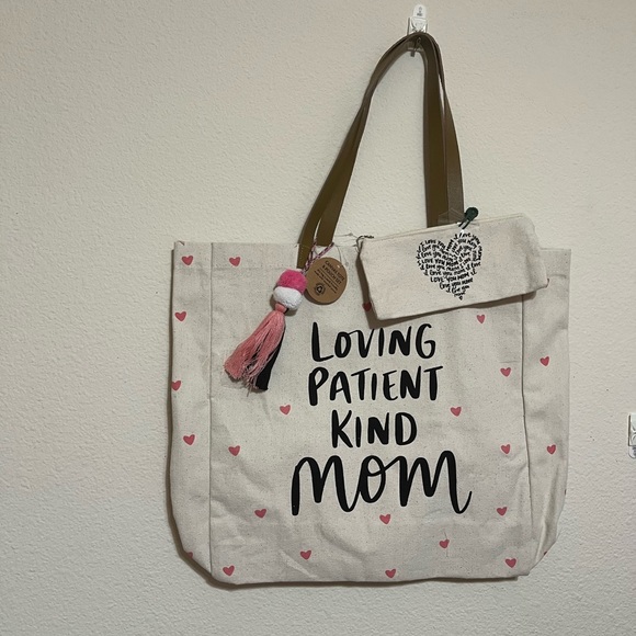 NWT- Set Of Two Canvas Tote &Pouch Set. For Mother’s Day present - Picture 3 of 8